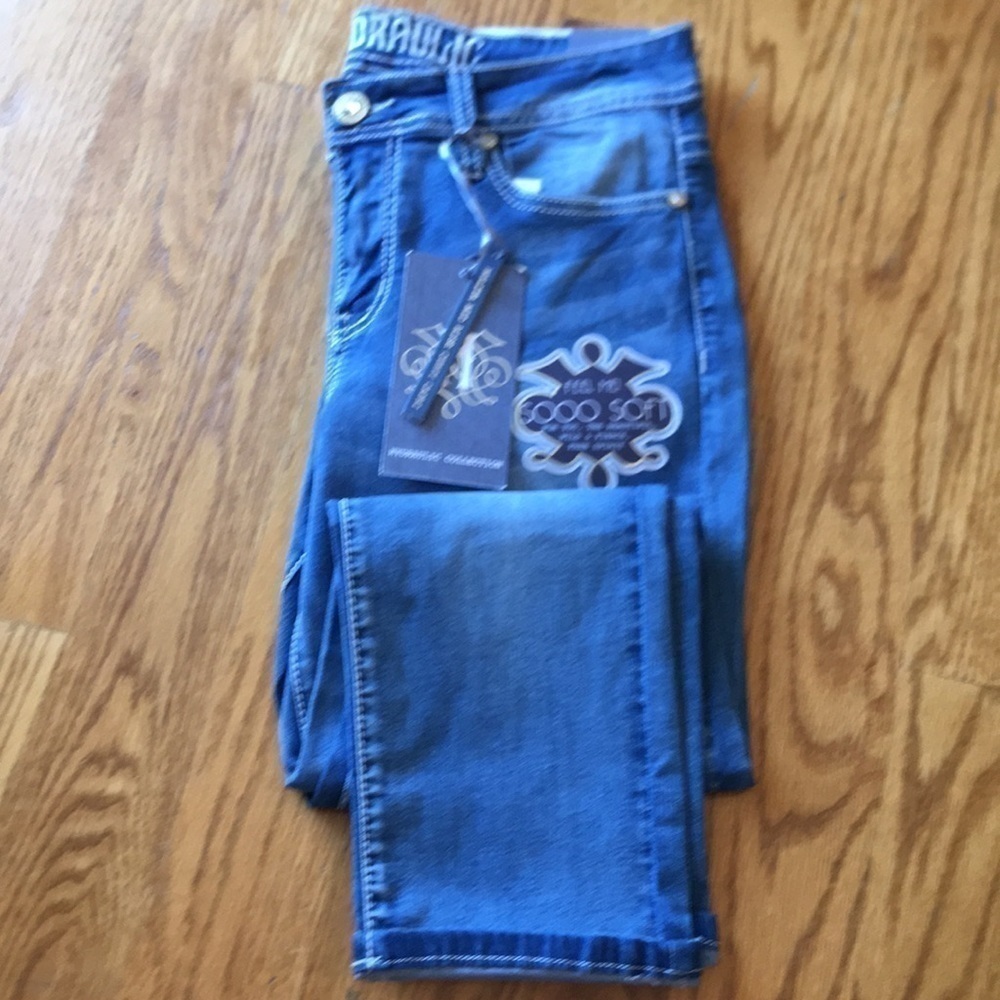 NWT Hydraulic “nolita” midrise curvy Capri